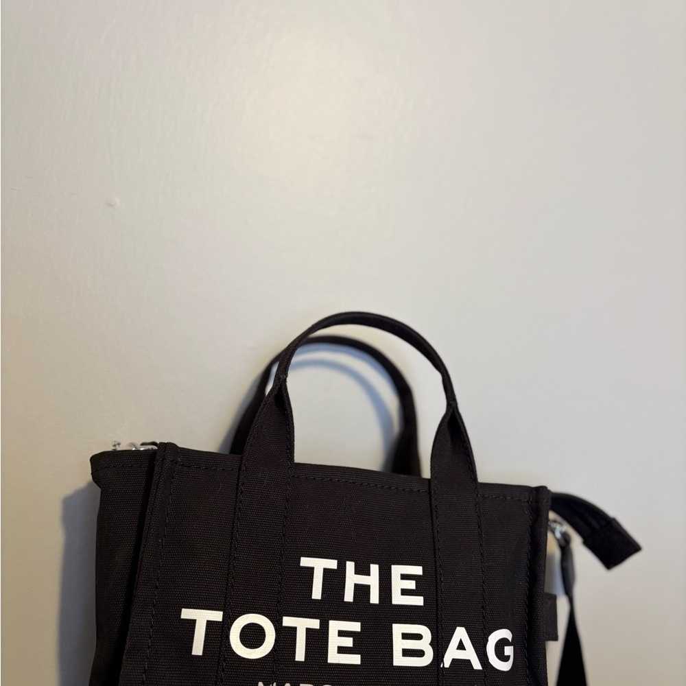 MINI SMALL SIZE MARC JACOBS THE TOTE BAG